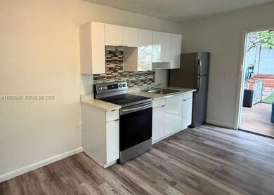 812 NW 26th Ave unit B, Miami, FL 33125 - photo 5