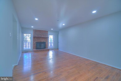 2509 Freetown Dr, Reston, VA 20191 - photo 5