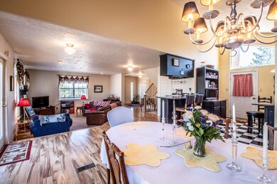 621 Cerrillos Dr, Farmington, NM 87401 - photo 5