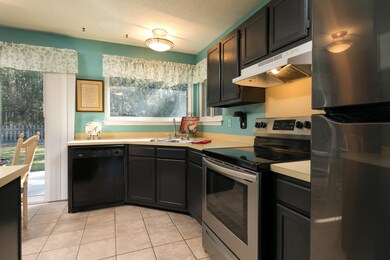 20-170 Commons-MLS