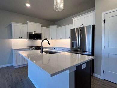 821 Prairie View Dr, West Branch, IA 52358 - photo 5