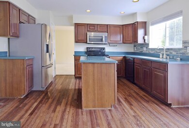 16983 Cass Brook Ln, Woodbridge, VA 22191 - photo 5