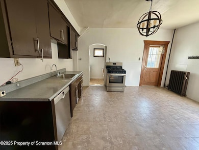 1911 Luzerne St, Scranton, PA 18504 - photo 3