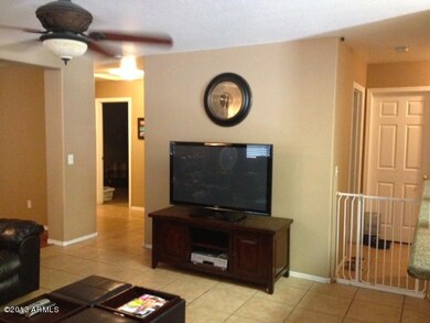 Family room 2