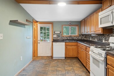 7 Washer Cove Rd, Amherst, NH 03031 - photo 5