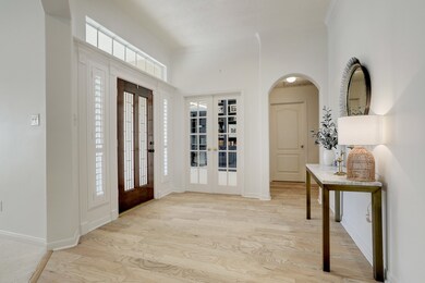 1701 Sandy Lake Dr, Friendswood, TX 77546 - photo 4