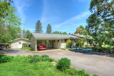 2930 Oakridge Ave, Central Point, OR 97502 - photo 3