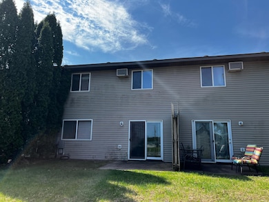 2419 Fryklund Dr, Menomonie, WI 54751 - photo 4