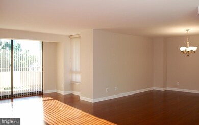 Regency unit 502, McLean, VA 22102 - photo 4