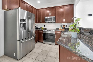 12008 Bordeaux St unit 112A, Charlotte, NC 28277 - photo 7