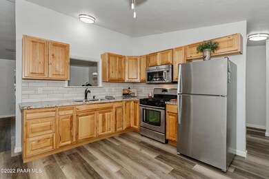 006_Kitchen