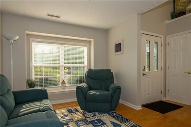 617 West St, Whiteland, IN 46184 - photo 6