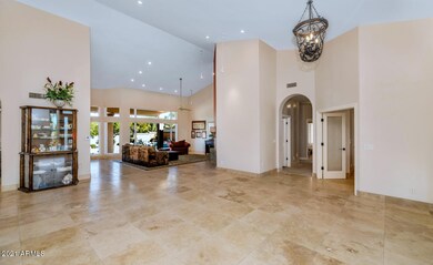 5620 E Juana Ct-large-008-013-5620 E Jua