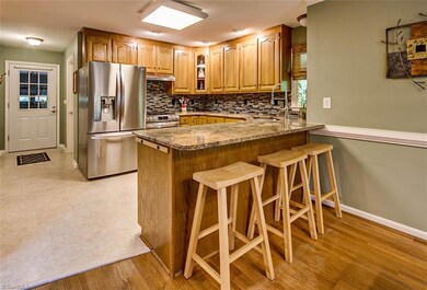 2649 Hickory Dr, Asheboro, NC 27205 - photo 6