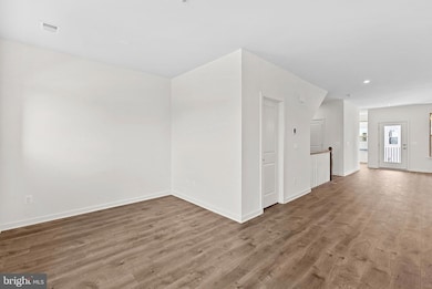 Belmont Park - Landmark unit 1, Ashburn, VA 20147 - photo 7