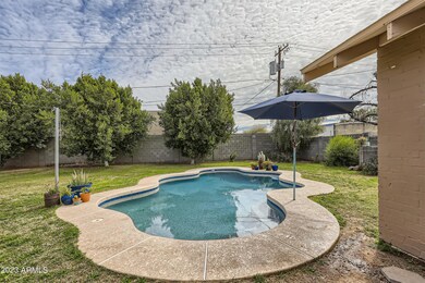 Pebble tec pool