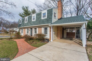 4616 Tara Dr, Fairfax, VA 22032 - photo 2