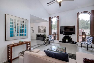 Living Rm