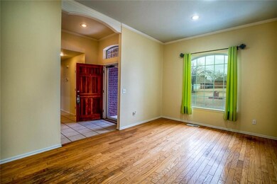 Bonus room, study, 2nd living, or a game room - th