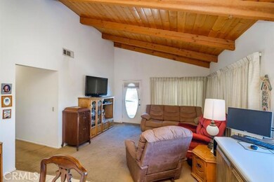 14265 Apple Creek Dr, Victorville, CA 92395 - photo 4