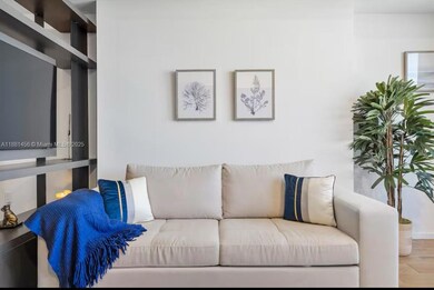 The Elser unit 4004, Miami, FL 33132 - photo 4