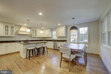 8445 Early Bud Way, Laurel, MD 20723 - photo 4