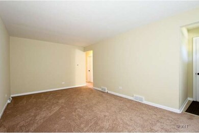 6339 S Lavergne Ave, Chicago, IL 60638 - photo 3