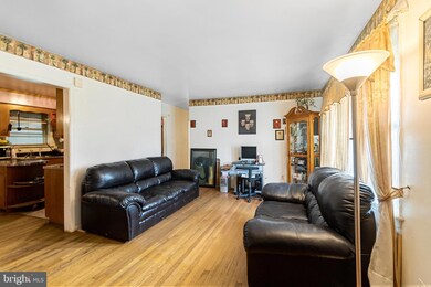 5911 Nassau St, District Heights, MD 20747 - photo 2