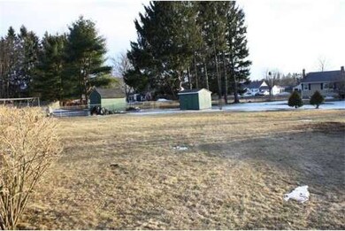 54 Davis St, Turners Falls, MA 01376 - photo 4