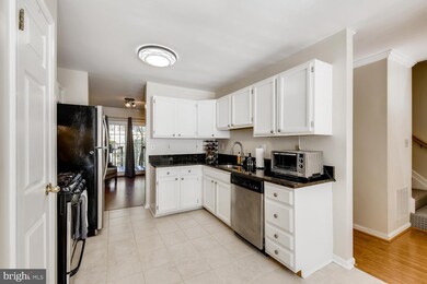 9314 Town Place Dr, Owings Mills, MD 21117 - photo 3