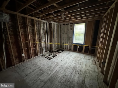 2131 S Alden St, Philadelphia, PA 19143 - photo 2