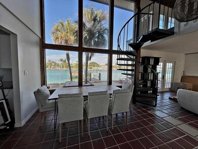 7675 Bayshore Dr, Treasure Island, FL 33706 - photo 7