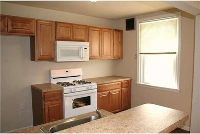 4312 Chippendale St, Philadelphia, PA 19136 - photo 2