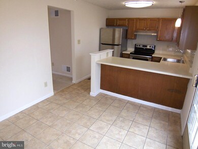 852 W Spring Meadow Ct, Edgewood, MD 21040 - photo 7