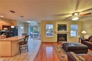 289 Park Ridge Dr, Easton, PA 18040 - photo 3