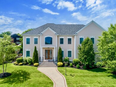 1 Oneil Way, Saugus, MA 01906 - photo 2