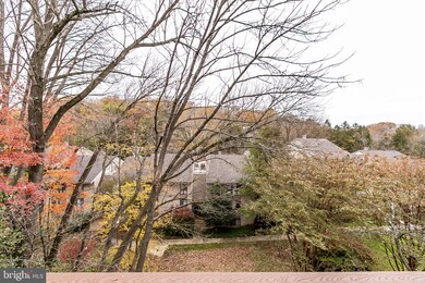 114 Cross Keys Rd unit R114E, Baltimore, MD 21210 - photo 6