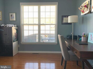 24 Honey Locust Ct, Lafayette Hill, PA 19444 - photo 7