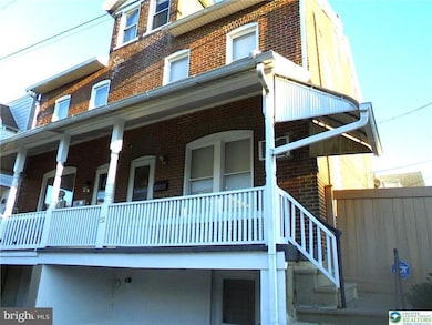 732 W Whitehall St, Allentown, PA 18102 - photo 2