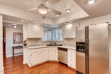 8119 E Arlington Rd Scottsdale-large-011