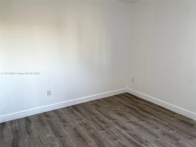 7700 Tatum Waterway Dr unit 301, Miami Beach, FL 33141 - photo 7