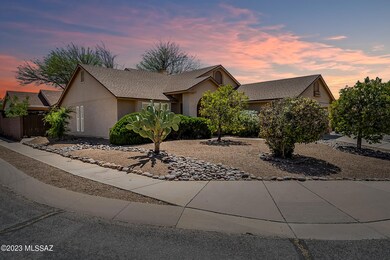 Large premium corner lot