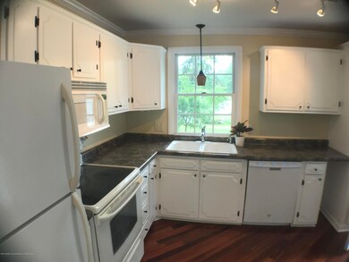 546 Hamilton Ave, Lansing, MI 48910 - photo 7