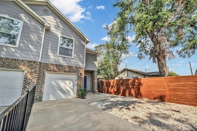 3925 Lowden St unit B, Houston, TX 77051 - photo 2