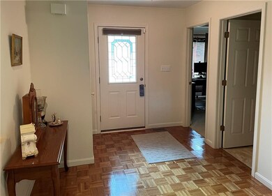 5107 Montpelier Ct, Columbus, IN 47203 - photo 3