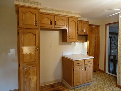 Kitchen. 5065 S. Freeman Road, Orchard Park, NY - 