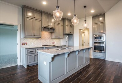 unlisted-address, Moore, OK 73160 - photo 2