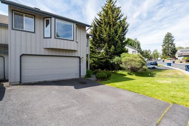 1193 NE Ross Rd, Bend, OR 97701 - photo 2