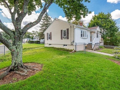 18 Vecchia St, Webster, MA 01570 - photo 3