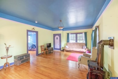 1003 SW 10th St, Corvallis, OR 97333 - photo 4